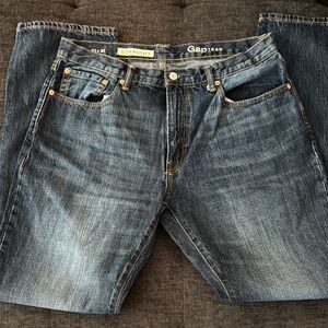 GAP 1969 33 x 32 Blue Straight Jeans Classic Denim - like new